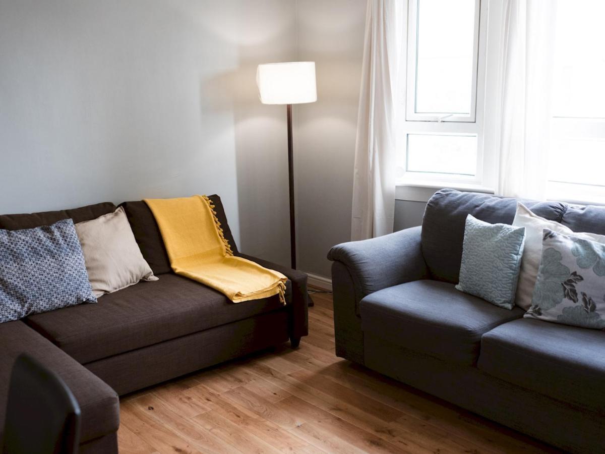 Pass The Keys Cozy Two Bed Flat Near Glasgow Airport & Πέισλι Εξωτερικό φωτογραφία