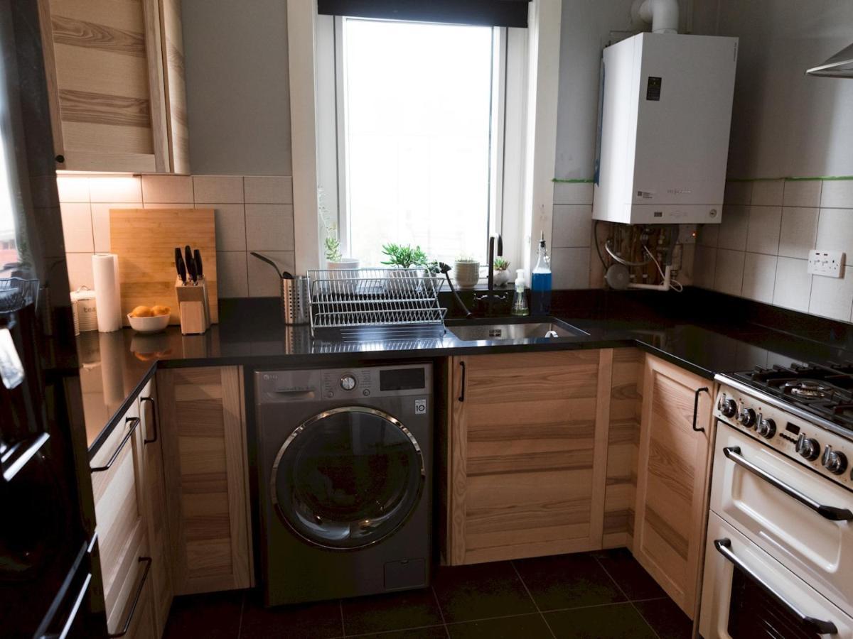 Pass The Keys Cozy Two Bed Flat Near Glasgow Airport & Πέισλι Εξωτερικό φωτογραφία
