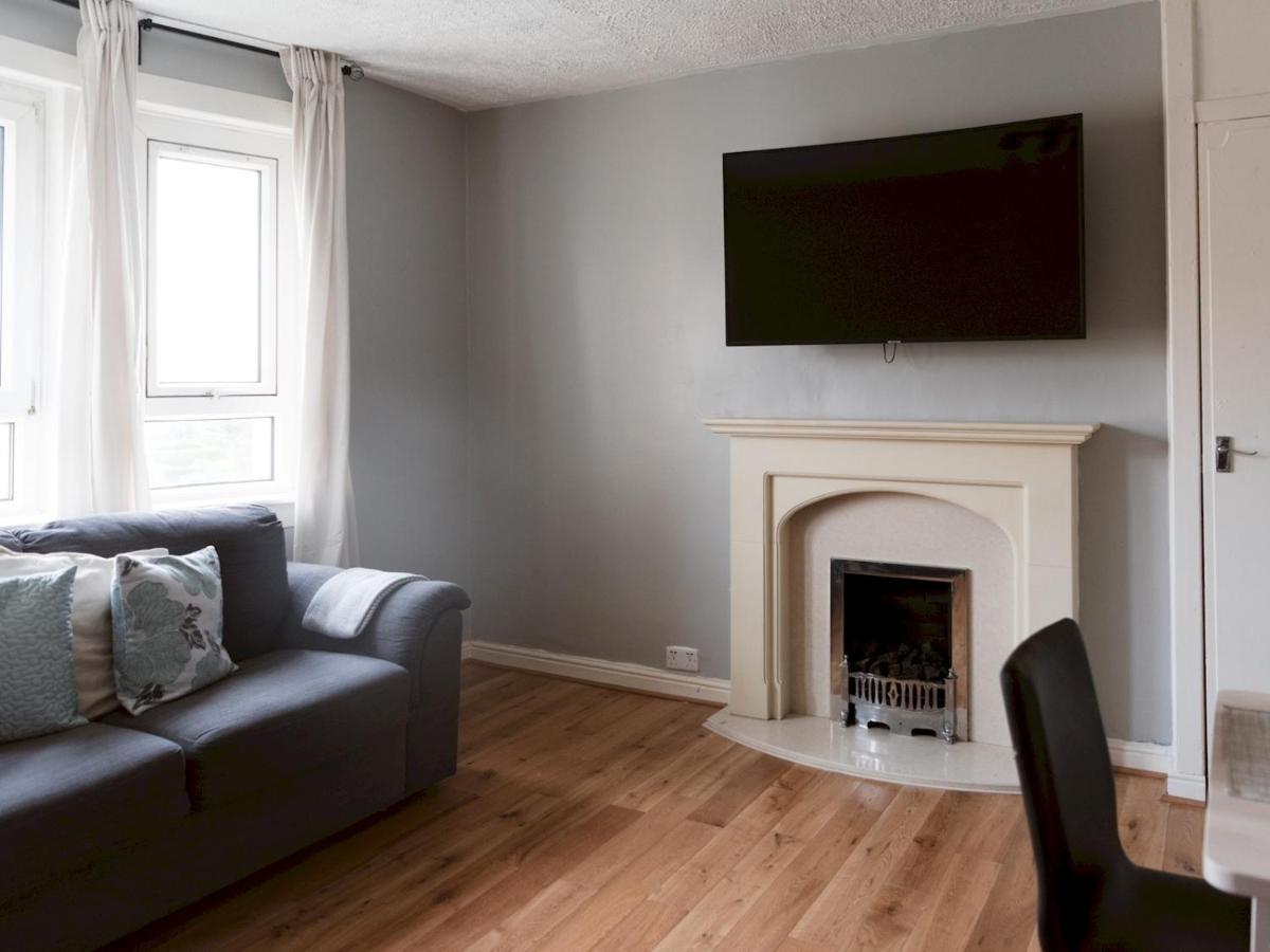 Pass The Keys Cozy Two Bed Flat Near Glasgow Airport & Πέισλι Εξωτερικό φωτογραφία